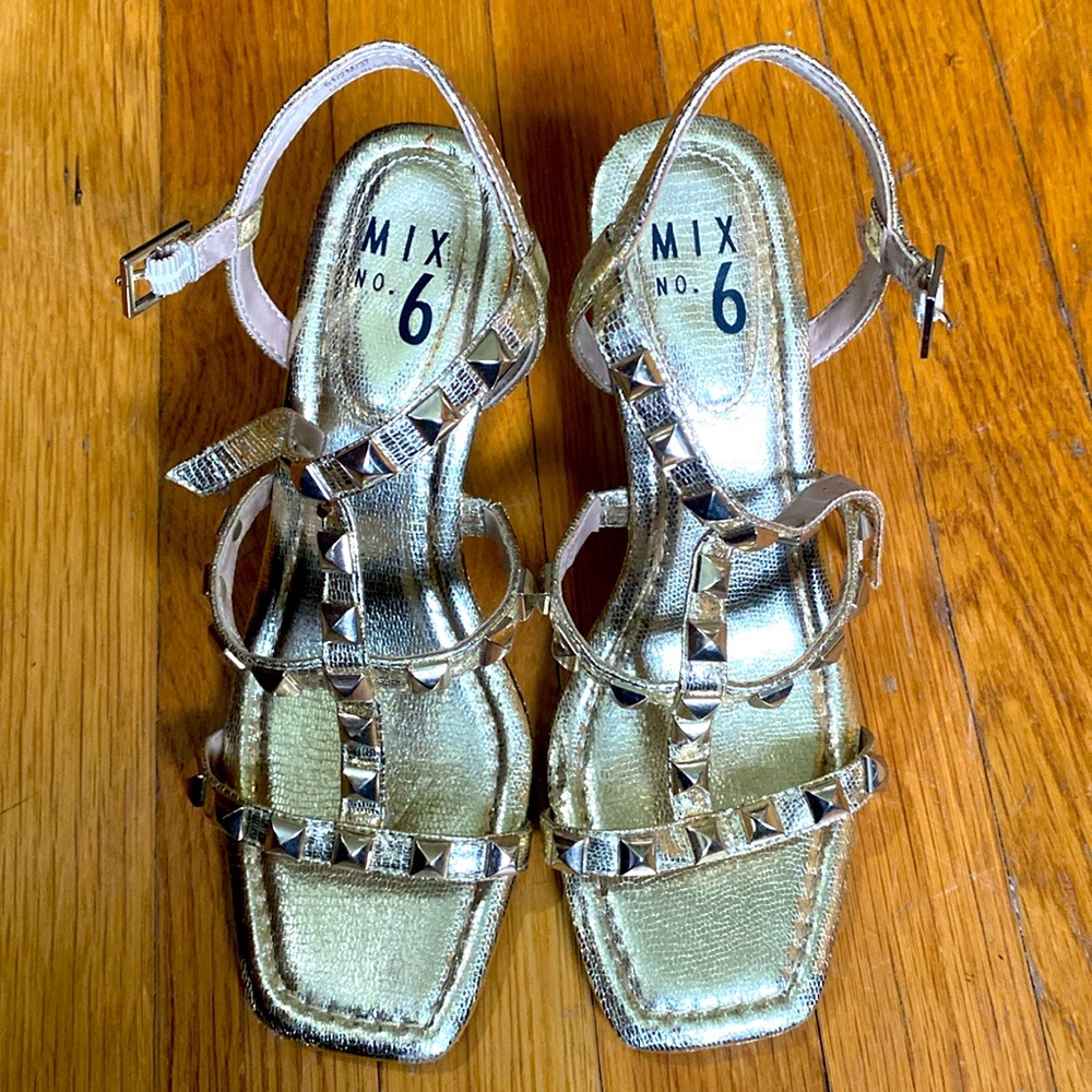 💛⭐️🌟   MIX NO. 6 Wedge Heels!!
